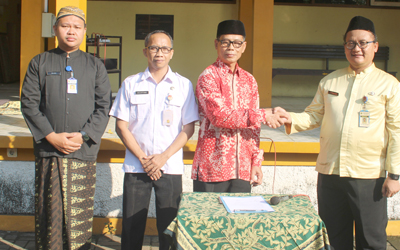 Pelepasan dan Gelar P5
